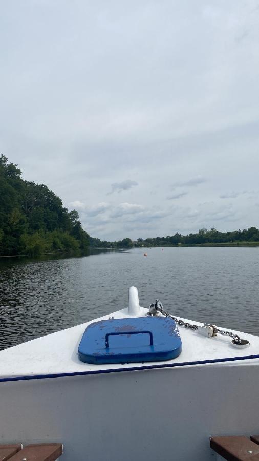 Zouw Hausboat Zakotven -Pouze Ubytovani Roudnice nad Labem Esterno foto