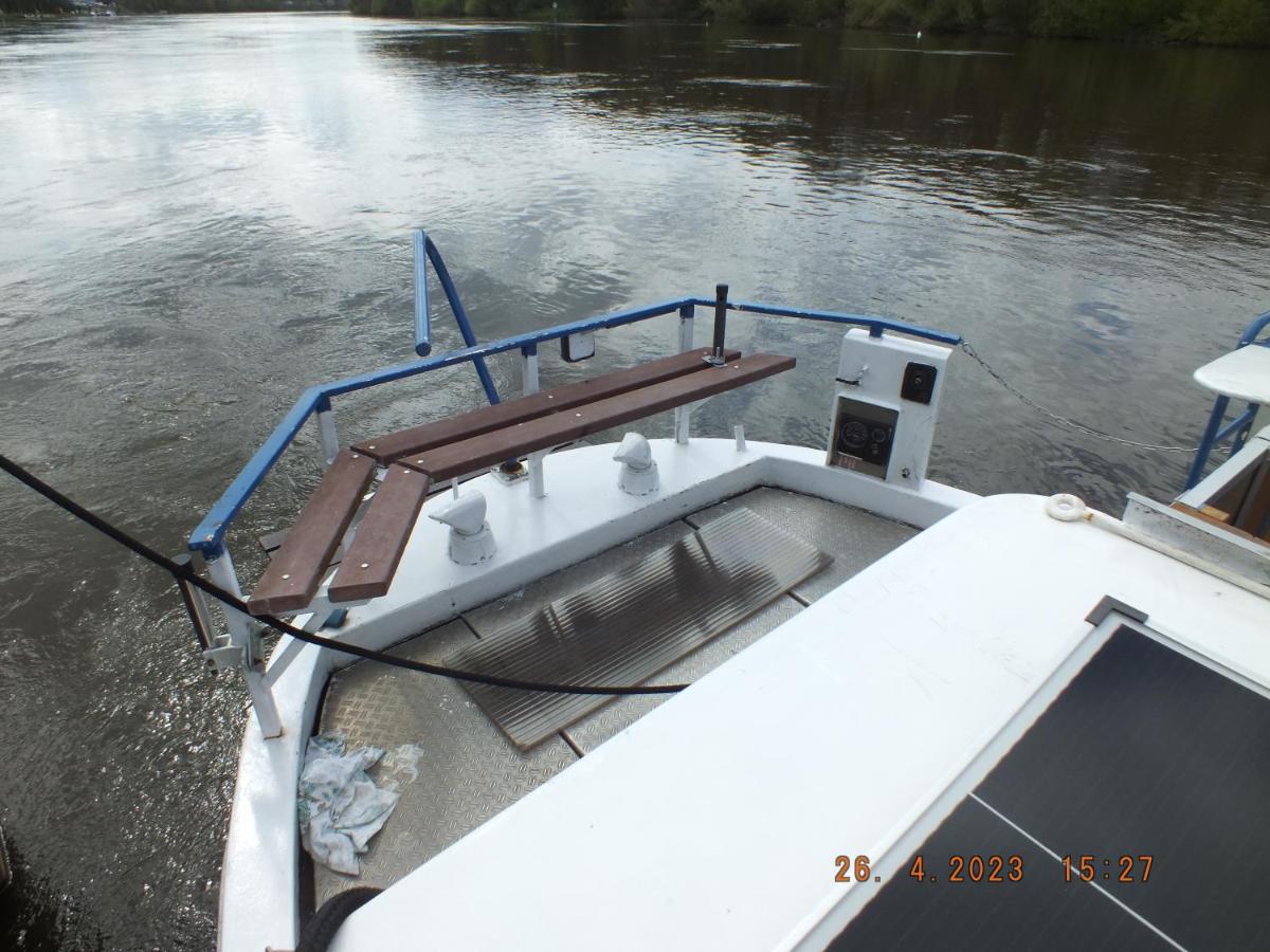 Zouw Hausboat Zakotven -Pouze Ubytovani Roudnice nad Labem Esterno foto