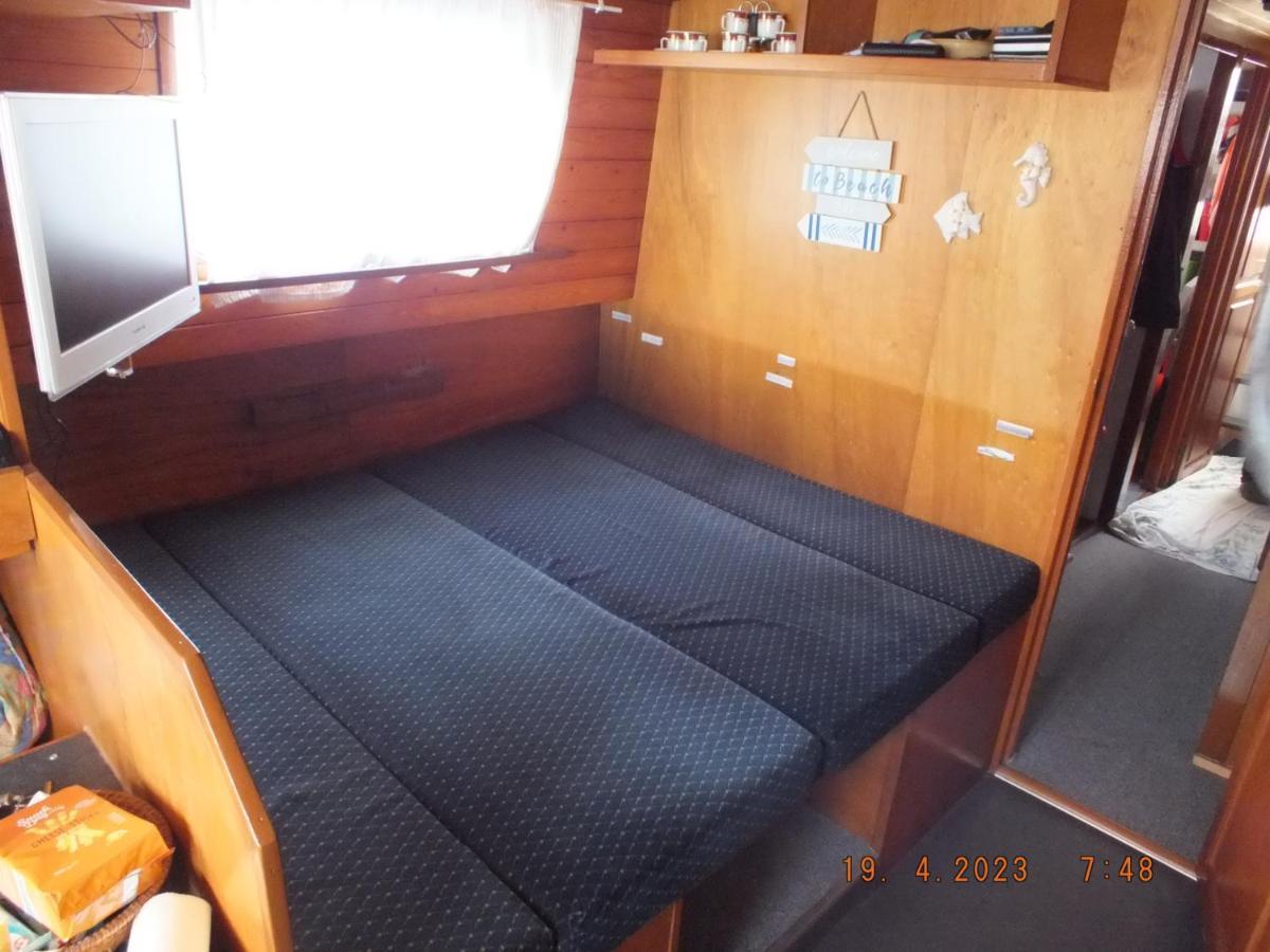 Zouw Hausboat Zakotven -Pouze Ubytovani Roudnice nad Labem Esterno foto