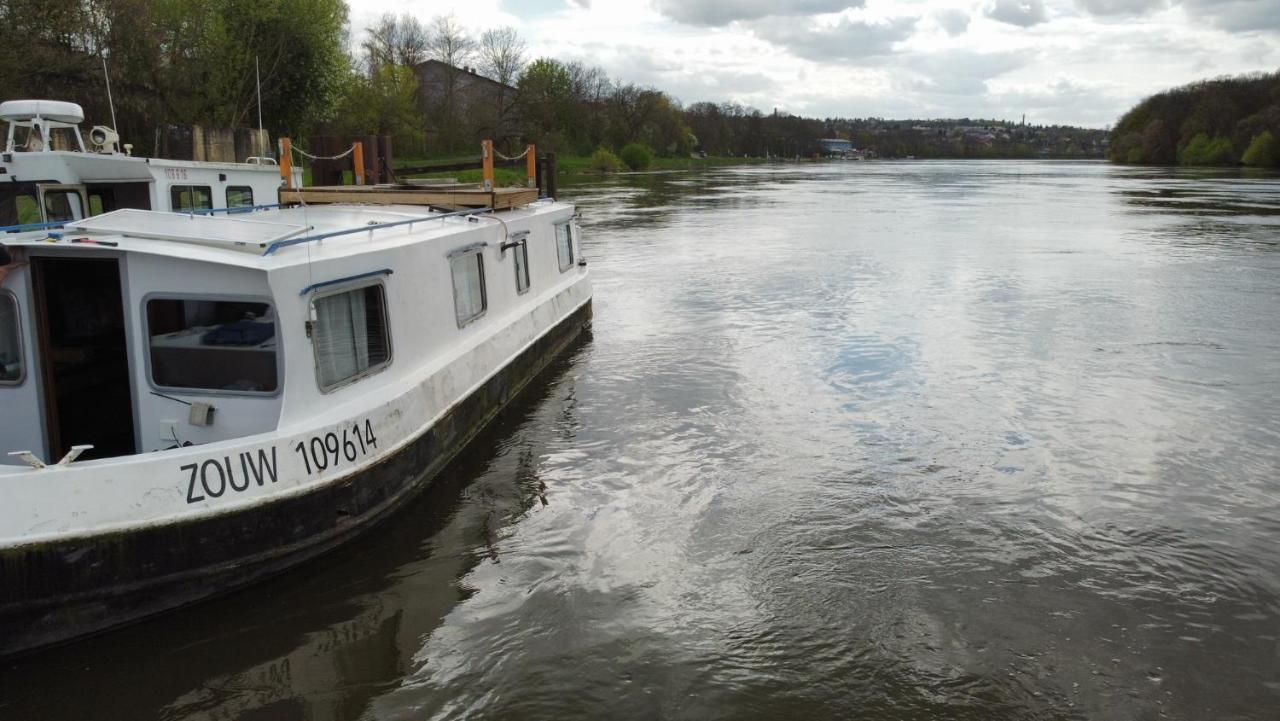Zouw Hausboat Zakotven -Pouze Ubytovani Roudnice nad Labem Esterno foto