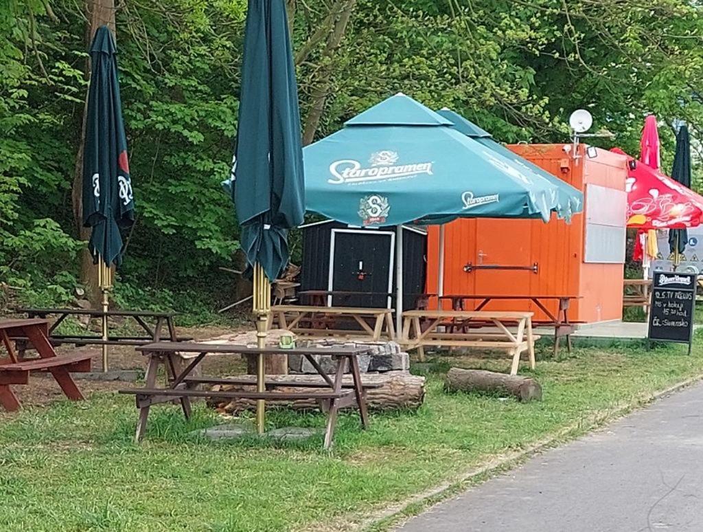 Zouw Hausboat Zakotven -Pouze Ubytovani Roudnice nad Labem Esterno foto